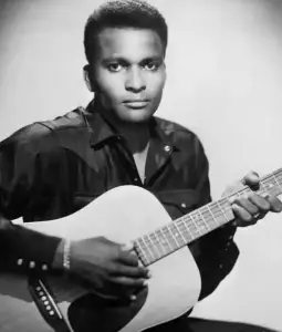 Charley Pride - The Snakes Crawl At Night